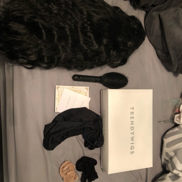 New lace front wig - Picture 4 of 4